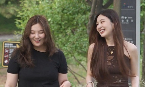 妹(左)とジョイ