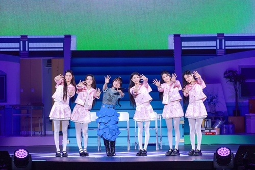 ILLITと乃紫