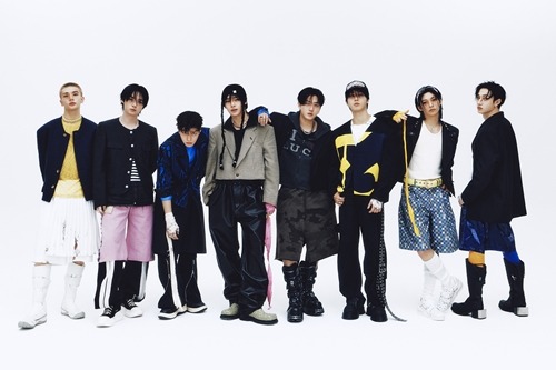 Stray Kids