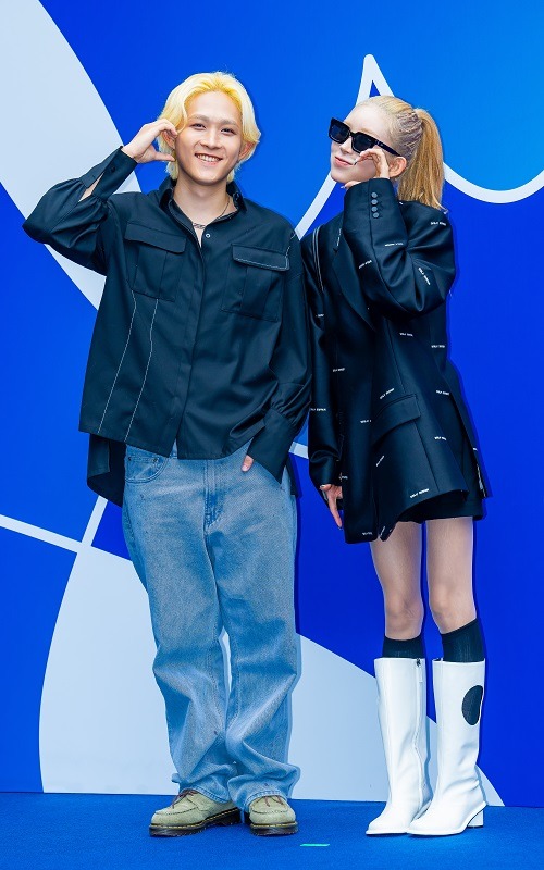 チェ・ファンヒ(左)とチェ・ジュンヒ