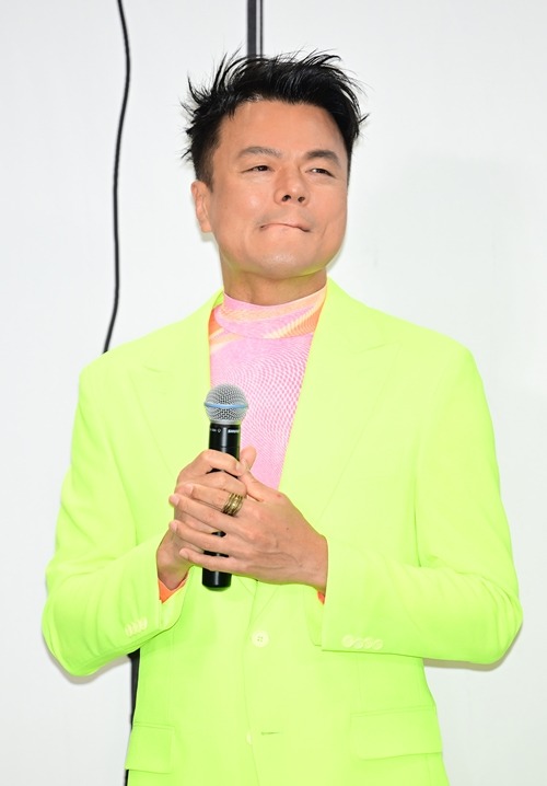パク・ジニョン(J.Y.Park)