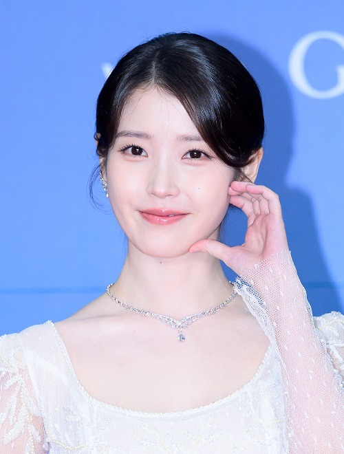 IU