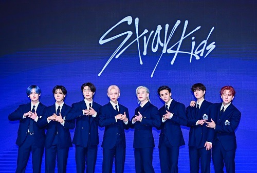 Stray Kids