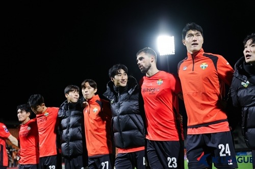 江原FC