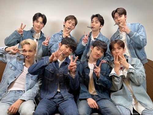 EXO