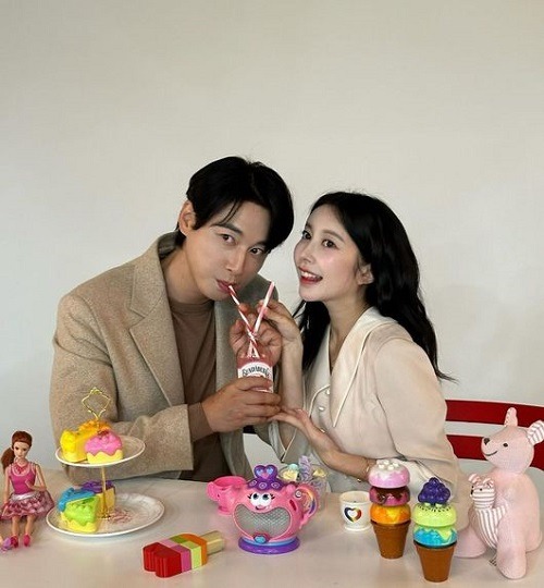 イ・ジフン、アヤネさん