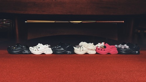 直筆サイン入り「クラシック クロッグ」「クラシック ベイ クロッグ」