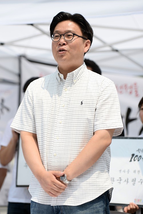 ソ・ギョンドク教授