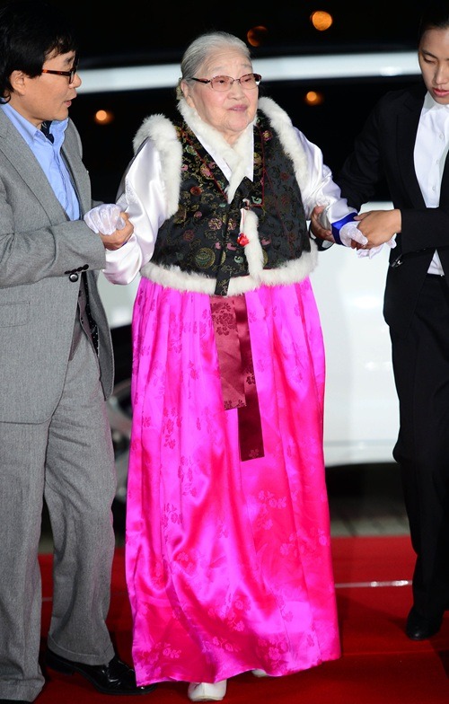 ファン・ジョンスンさん