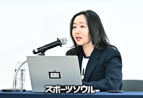 ミン・ヒジン代表