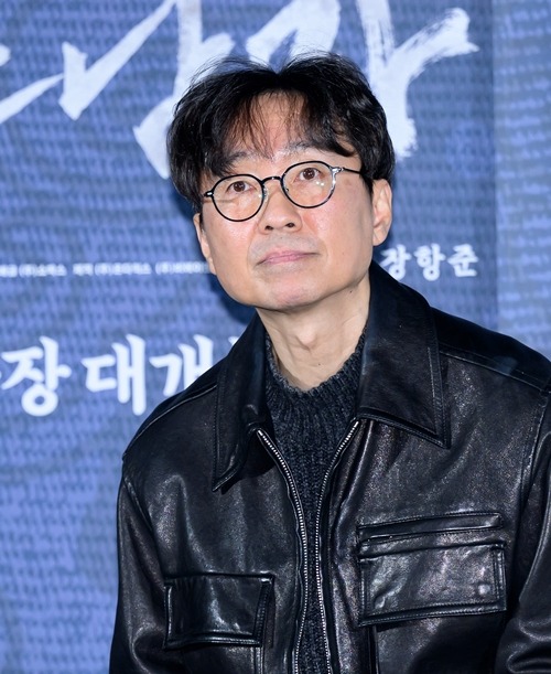 チャン・ハンジュン監督