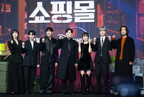 『殺し屋たちの店』制作発表会