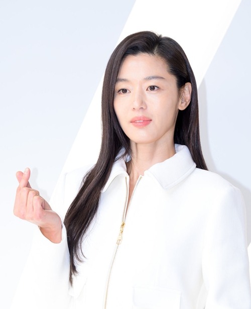 チョン・ジヒョン