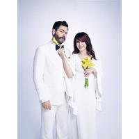 Nick OffermanとMegan MullallyがVivid Sydneyにぶっつけ本番と本音の混沌のパフォーマンスをもたらす