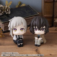 『文豪ストレイドッグス』より「中島敦」「太宰治」が、見上げ＆おすわりポーズのフィギュアシリーズ「るかっぷ」に登場。