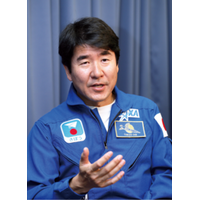 宇宙飛行士の土井隆雄氏が龍谷大学客員教授に就任