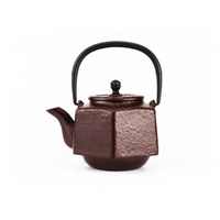 お茶の時間に彩りと格を添える──越前漆器『六角利休 茜』うるしPOT登場