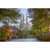 この秋、上海ディズニーリゾートでダッフィーマンスを開催！
