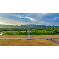 古代遺跡と現代産業が共存する場所：中国・良渚が文化と技術の革新的な融合を体現