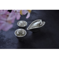 【高岡銅器×hiracle】桜の酒器セット｜記念日・退職祝いに上質な錫の贈り物