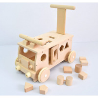 出産祝いや誕生日ギフトにぴったり！木のぬくもりが伝わる知育玩具【MOCCO 森のパズルバス】