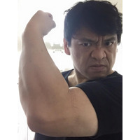 世界が注目！未開のアクションジャンル、独自の「パワー系アクション」を確立した男、殴れば倒れる説得力、大東賢氏が創出したオリジナル概念、パワー系アクション俳優の先駆者　大東賢