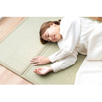 世界最大のクラウドファンディングで約2,500万円を達成！暮らしに合わせて形が変わる新しい畳 ー 国産い草の「ミラクルごろ寝マット」をMakuakeで国内発売開始