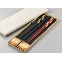 金沢箔が煌めく特別な贈り物｜【箔一】華おぼろ 箸・箸置きセット〈2組〉-結婚祝いや両親ギフトに最適