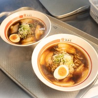 幸楽苑本社のある郡山市のこども食堂「つばさ会」で「郡山ブラック」を無償提供しました！