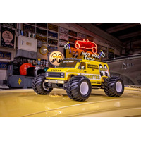 【京商】アメリカンカスタムの雄「MOONEYES」とのコラボRCカーを発売決定。アイコニックな黄色いボディを再現