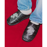 「BlackEyePatch」×「SUBU」東京を代表するストリートブランドと冬のサンダルがコラボレーション。