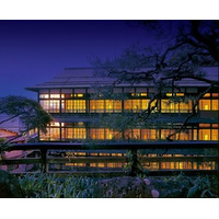 宮城県白石市合資会社一條旅舘　　第７回１００年企業顕彰で「中小企業庁長官賞」を受賞いたしました。