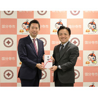 リオン、大阪・関西万博で使用された間伐材ベンチを国分寺市役所、市内の小学校などへ寄贈