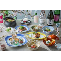 【ウェスティンホテル東京】ウェスティンガーデンを彩る30本以上の桜の開花にあわせて“桜”をテーマにした14種の期間限定メニューを展開