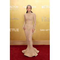 【ルイ・ヴィトン】チェイス・インフィニティが、第32回アクター・アワードにて着用したドレスのサヴォアフェール