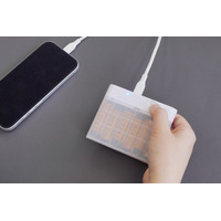 停電・災害時でも乾電池でスマートフォンを充電できる非常用モバイルバッテリー『OWL-DB6C1A1-WH』を発売
