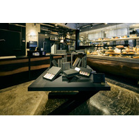 Comme'N TOKYO本店が、3月17日にリニューアルオープン　新たなギフト商品「œuf baton（ウッフバトン）」が登場