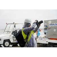 地元・愛媛の人気クリエイターが地域の未来を応援！空港運営会社「株式会社ANAエアサービス松山」で働く若手社員を取材