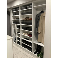 グループ会社「カルテル社」「スタッフ社」の合併、および合併後の社名変更のお知らせ