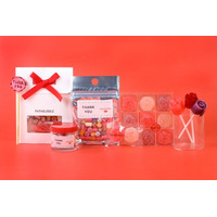 「うちのママに似てる？」思わず笑顔になる母の日　感謝も遊び心も詰め込んだ限定キャンディやバブレッツなど　全5種　PAPABUBBLEの母の日シリーズ　4月16日より発売