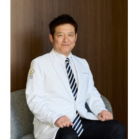 津坂憲政 医学博士 東京リライフクリニック 再生医療最高顧問に就任
