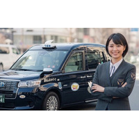 タクシー業界の常識を更新。女性ドライバーが管理職へ、AI活用で年収も向上するつばめグループのDX戦略