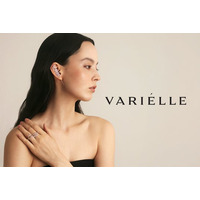 VARIELLE、新たなブランドシグネチャーとなるイヤーフックピアスを発表- “変化を楽しむ日常”に寄り添う、NEW SIGNATURE COLLECTION 2026 -