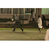 人気YouTuberコムドット、1億円を前に絶体絶命！白装束50人の襲撃でやまとが“パイまみれ”の衝撃事態「1億円に目が眩んだ」“最速の刺客”ワイナイナに翻弄され「1億円あげる気ないだろ！」と悲鳴