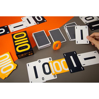 ボードゲーム『コンプレス』2026年5月発売。驚きの「カンニングペーパーをつくる」カードゲーム。