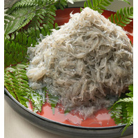 明石海峡大橋直結！淡路ハイウェイオアシスのメインダイニング お食事処「みけ家」より「淡路島産生しらす」を使った新メニューが、2026年4月25日（土）登場！