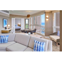 ラウンジアクセス付きの優雅な滞在「スイート & クラブ アクセス スペシャル」・期間限定のポップアップバーイベント「House of Sakura」開催