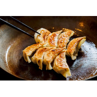 中国料理界で数々の賞を受賞し、2026CHEF-1グランプリで見事優勝して日本一のシェフとなった幼いころから付き合いのある花田洋平シェフにも高評価を頂いたキャプテン餃子がデビューしました。