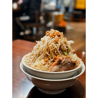 「いってらっしゃい！」が響く異色のラーメン店・限界を超えろが日吉へ　47都道府県出店を掲げるG系ブランド、神奈川の扉を開く