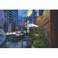 札幌・円山エリア「RY'S cafe bar」が夏季限定『リゾートテラスエリア』をオープン！夜は「RY'S 札幌ビアガーデン2026」を開催